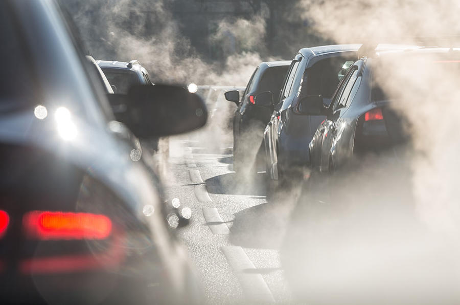عمدة لندن قد يحظر مركبات الديزل بالعاصمة الإنجليزية للحدّ من تلوث الهواء