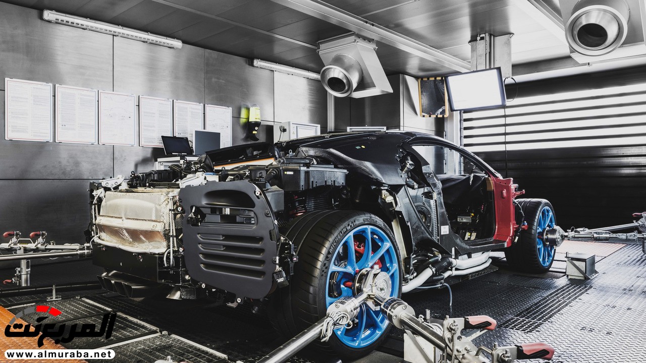 "بوجاتي" تعلن البدء بإنتاج الهايبركار شيرون بمصنعها بفرنسا Bugatti Chiron 11