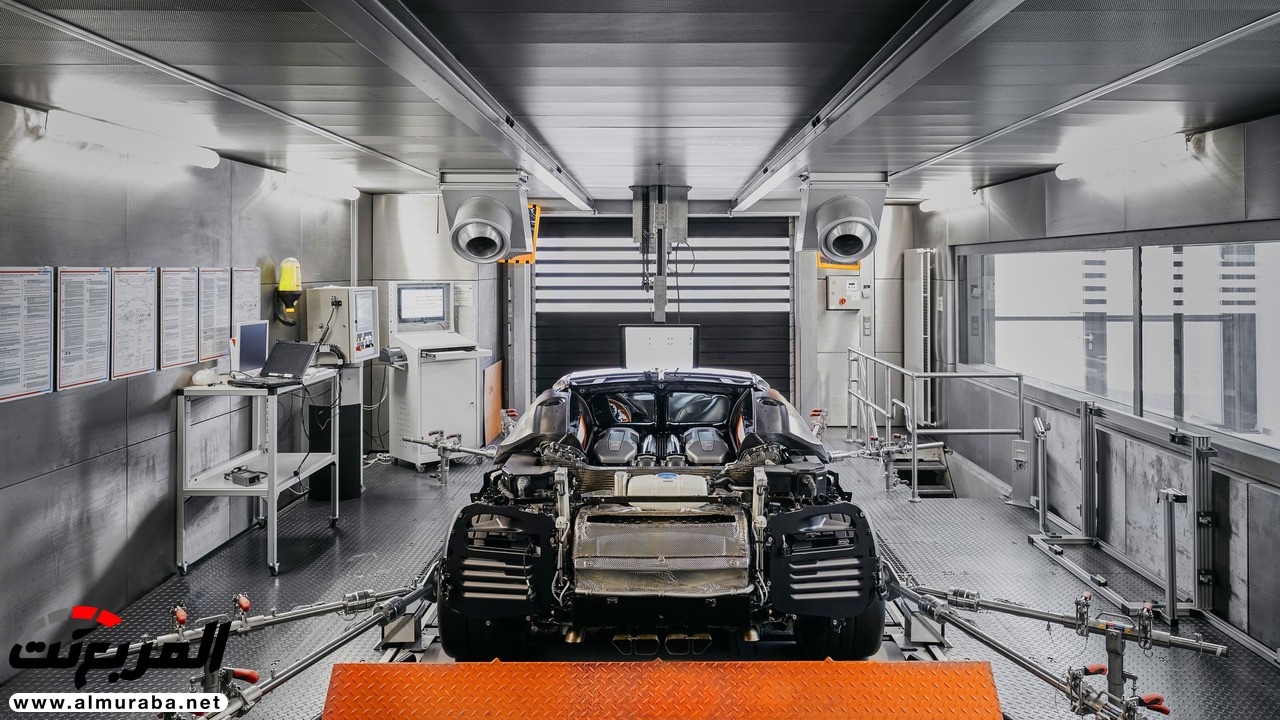 "بوجاتي" تعلن البدء بإنتاج الهايبركار شيرون بمصنعها بفرنسا Bugatti Chiron 13