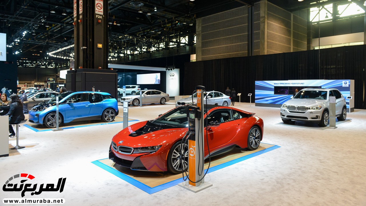 "بي إم دبليو" تكتفي بجلب مركبات كهربية إلى معرض سيارات شيكاغو BMW 18