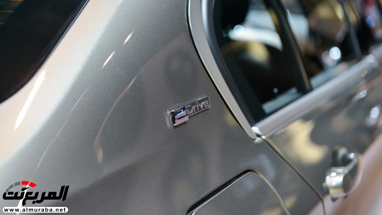 "بي إم دبليو" تكتفي بجلب مركبات كهربية إلى معرض سيارات شيكاغو BMW 45