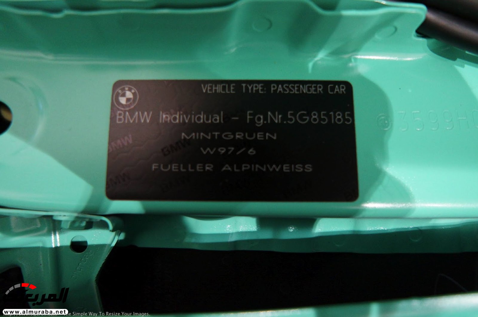 "بالصور" شاهد "بي إم دبليو" F80 M3 الخاصة بطلاء النعناع الأخضر BMW 121