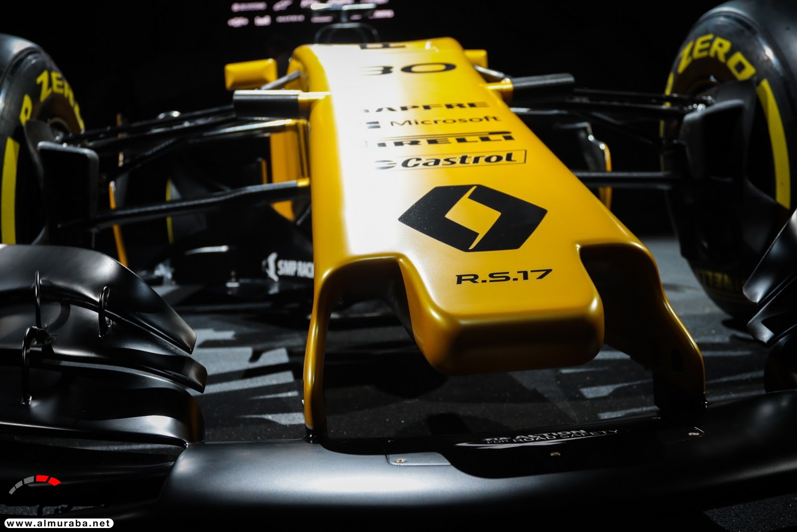 "رينو سبورت" تأمل الفوز بالفورمولا 1 بسيارة السباقات الجديدة كليا Renault Sport RS17 55