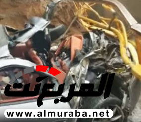“فيديو” شاهد حادثة سقوط رافعة ضخمة على مجموعة من السيارات في لبنان