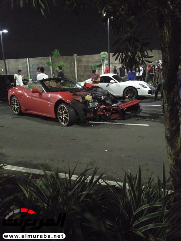 سائق يتورط بحادث يدمر "فيراري" كاليفورنيا الخاصة بصديقه في إندونيسيا Ferrari California 2