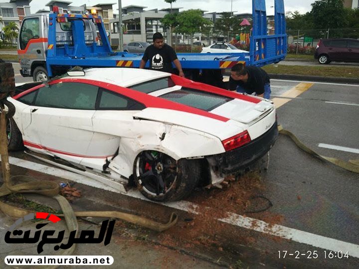 "بالصور والفيديو" شاهد "لامبورجيني" جالاردو مملوكة لمراهق تدمر تماما في حادث بماليزيا Lamborghini Gallardo 3
