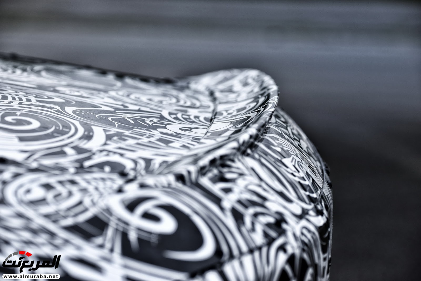 بي إم دبليو M8 يكشف عن نموذجها - وسيارة سباق الفئة الثامنة في الطريق 61