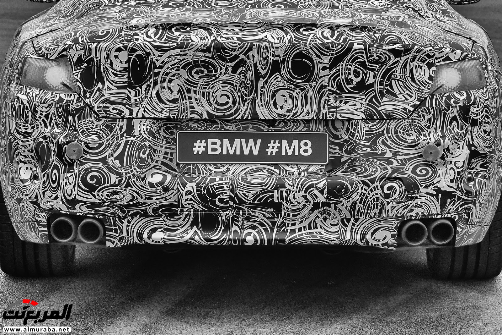 بي إم دبليو M8 يكشف عن نموذجها - وسيارة سباق الفئة الثامنة في الطريق 70