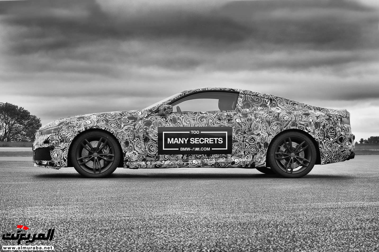 بي إم دبليو M8 يكشف عن نموذجها - وسيارة سباق الفئة الثامنة في الطريق 9