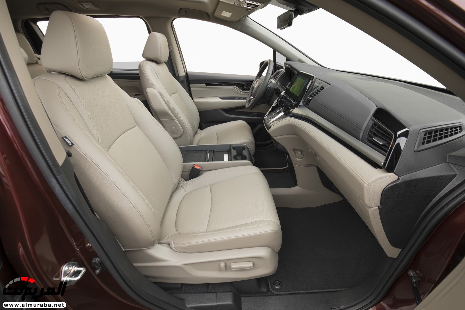 هوندا اوديسي 2018 تحصل على تقنيات جديدة وتحديثات خارجية وداخلية + صور وتقرير Honda Odyssey 4