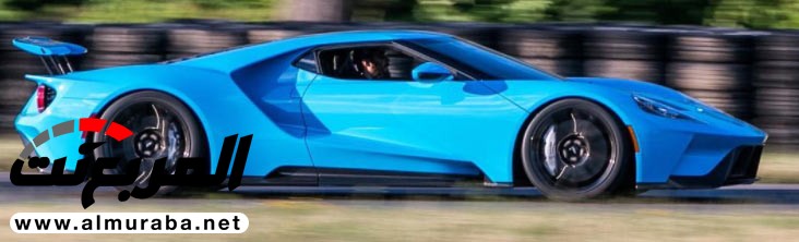 فورد GT الجديدة تبدو فاتنة في هذا الطلاء الأزرق 18