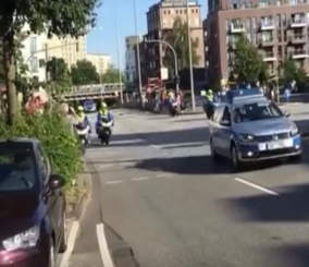 “فيديو” شاهد موكب الرئيس الأمريكي ترامب في ألمانيا يتعرض لحادث