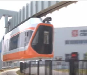 “فيديو” شركة صينية تجري اختبارا لأسرع قطار معلق في العالم