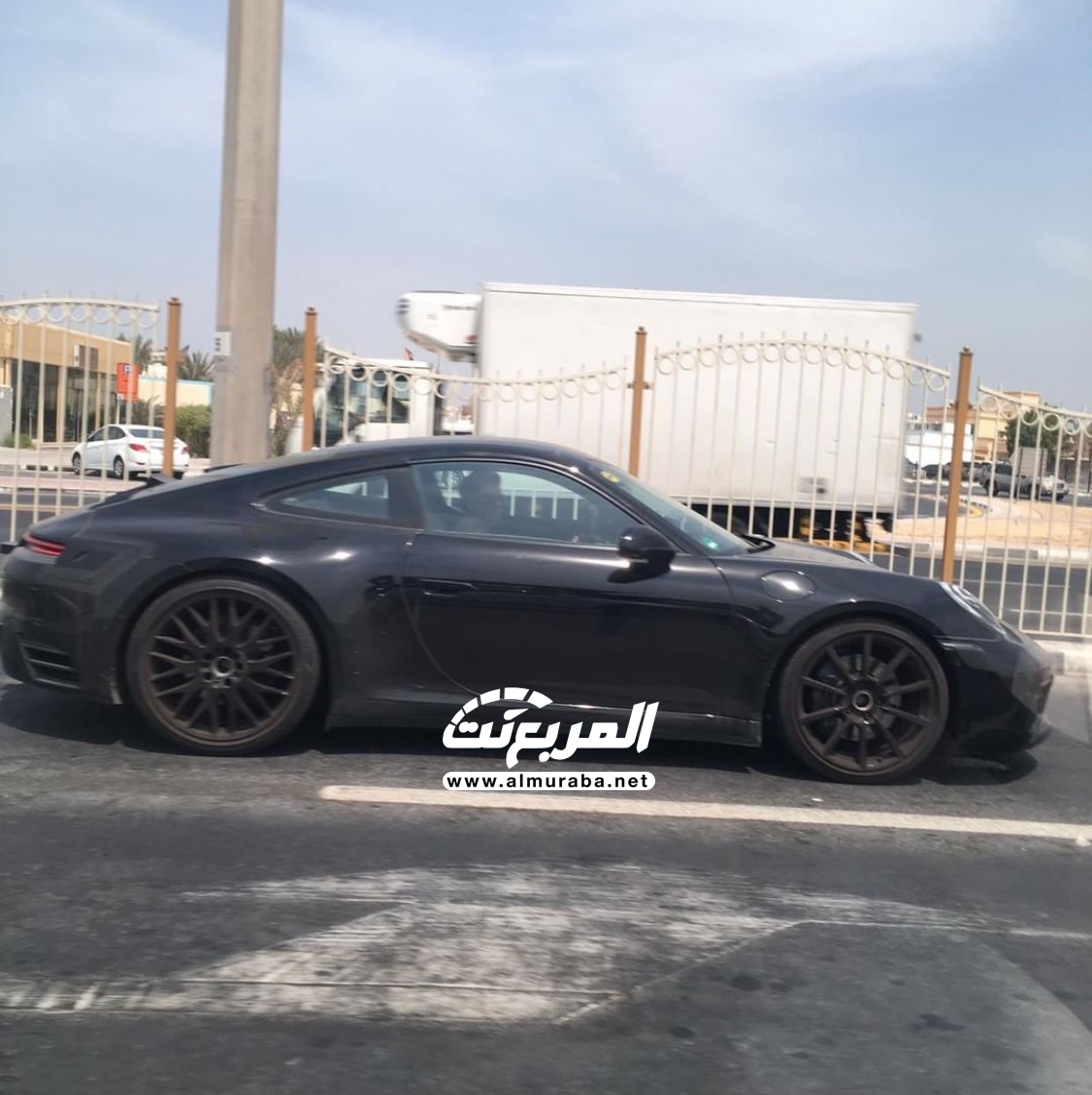 "بالصور" بورش 911 الجديدة كلياً تختبر نفسها في شوارع مدينة دبي 3