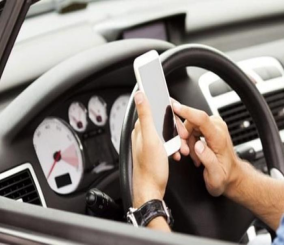 78% من الحوادث التي تصطدم بها المركبات بالمركبات في المملكة  بسبب استخدام الهاتف