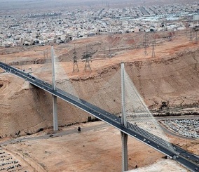 "بالصور" شاهد وتعرف على جسر الرياض أكبر الجسور المعلقة في العالم 9
