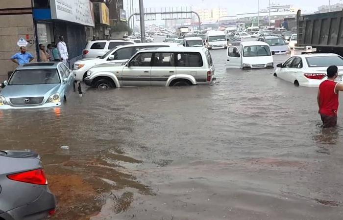 الدفاع المدني بمكة يعلن استبعاد 203 مركبات من تعويضات “أمطار جدة”