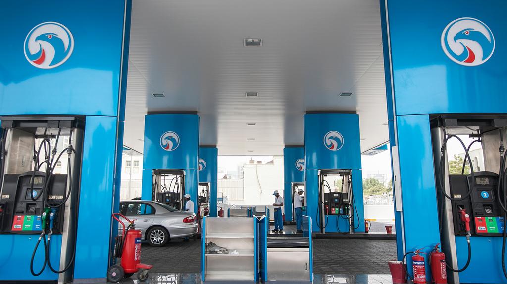 أسعار البنزين في دولة الإمارات سترتفع بنسبة 5% بعد تطبيق القيمة المضافة