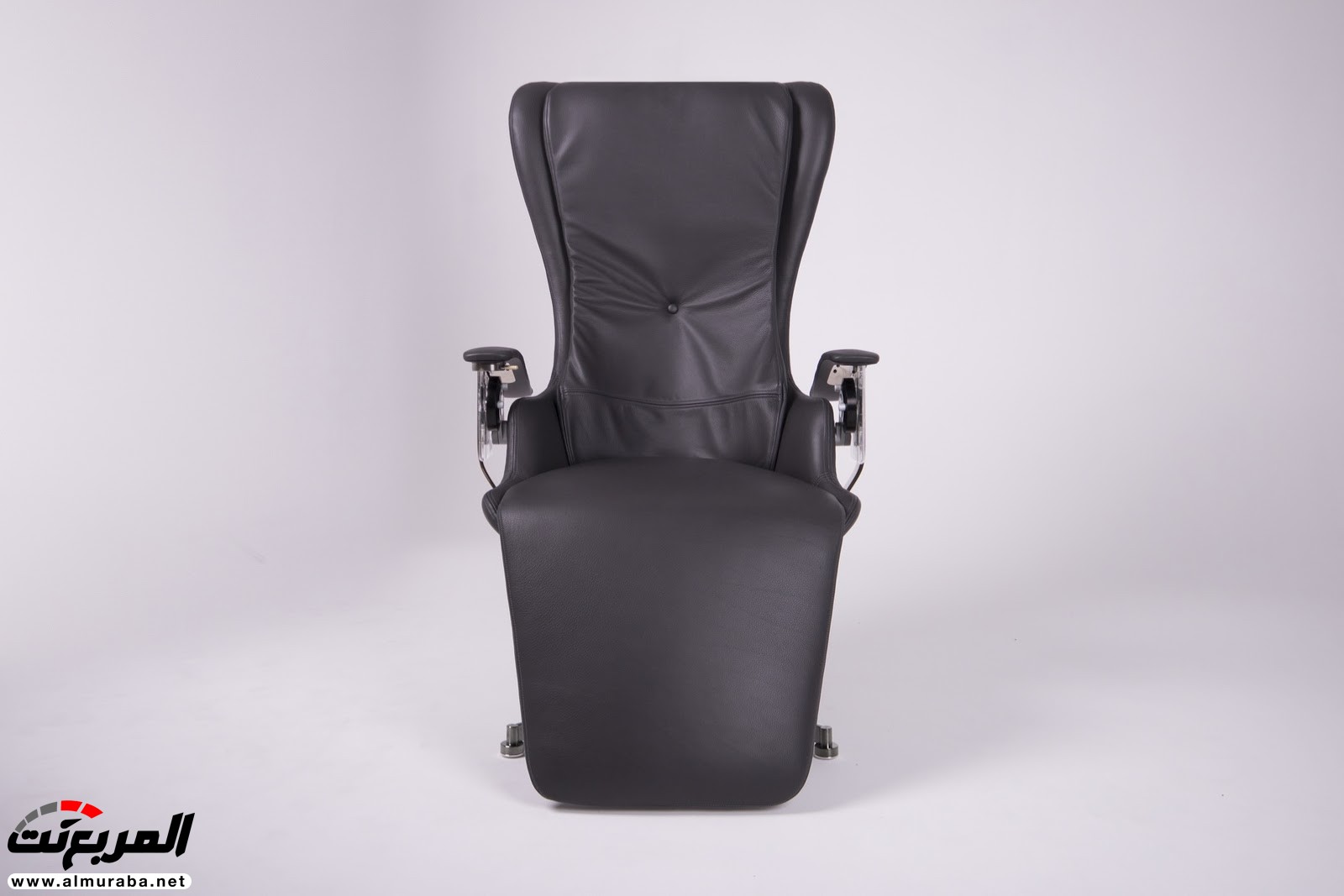 تعرف على مواصفات وسعر أغلى كرسي في العالم من شركة رولزرويس 46