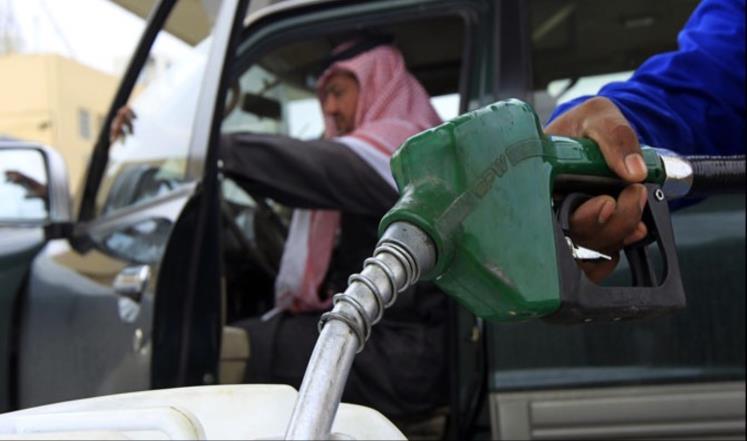 ثلاث دول خليجية ترفع أسعار الوقود في فبراير