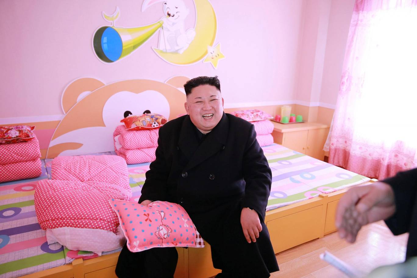 شاهد ما سيكون عليك فعله إن كنت أحد حراس أمن زعيم كوريا الشمالية 3