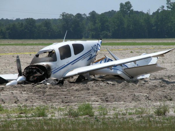 حادث تحطم طائرة صغيرة في تبوك يتسبب في وفاة 4 أشخاص 1