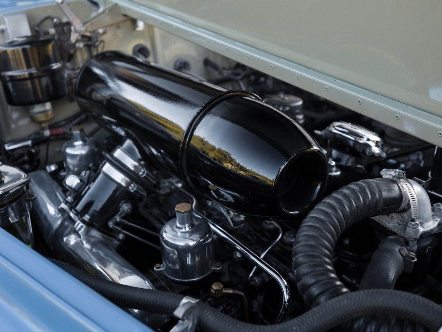 بنتلي S1 كونتيننتال كوبيه الكشف 1956 هي إحدى أجمل السيارات الكلاسيكية 94
