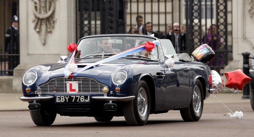 "بالصور" قصة سيارات الزفاف الملكي في بريطانيا على مدار 300 عام 25