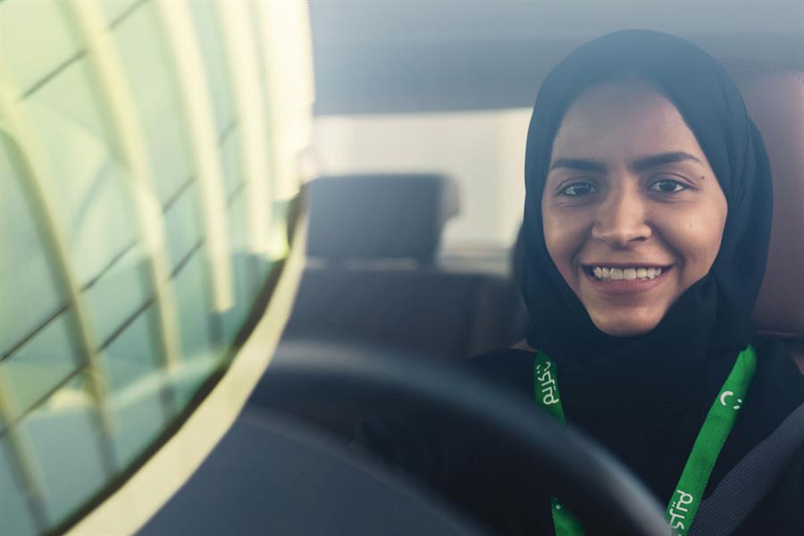 “كريم” تعلن عن فريقها من النساء السعوديات “كابتنات” بعد السماح للمرأة بالقيادة