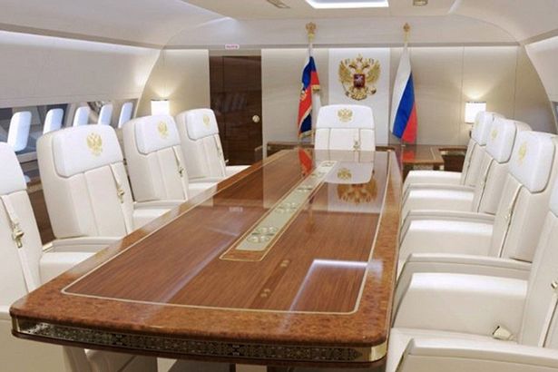 "بالصور" نظرة داخل طائرة الرئيس الروسي بوتين والتي قيمتها 2 مليار ريال 4