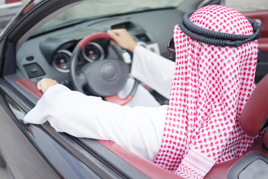 ما الذي يفضله الشباب العربي عند شراء سيارة جديدة حسب فورد؟