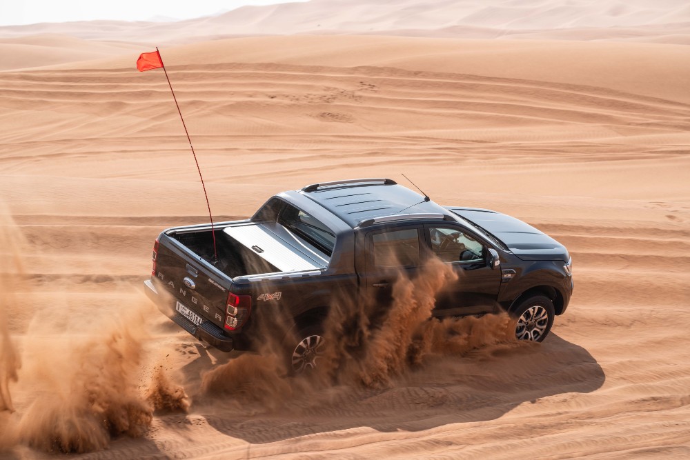 فورد تعرفك على أساسيات مركبة الطرقات الوعرة في سلسلة نصائح القيادة بالصحراء