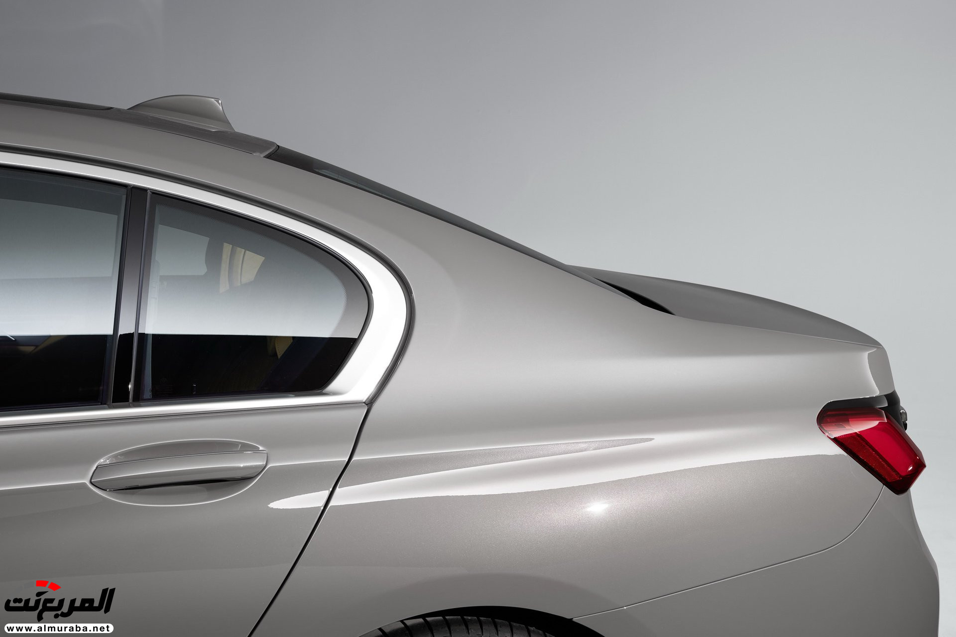 بي ام دبليو الفئة السابعة 2020 المحدثة تكشف نفسها رسمياً "صور ومواصفات" BMW 7 Series 42