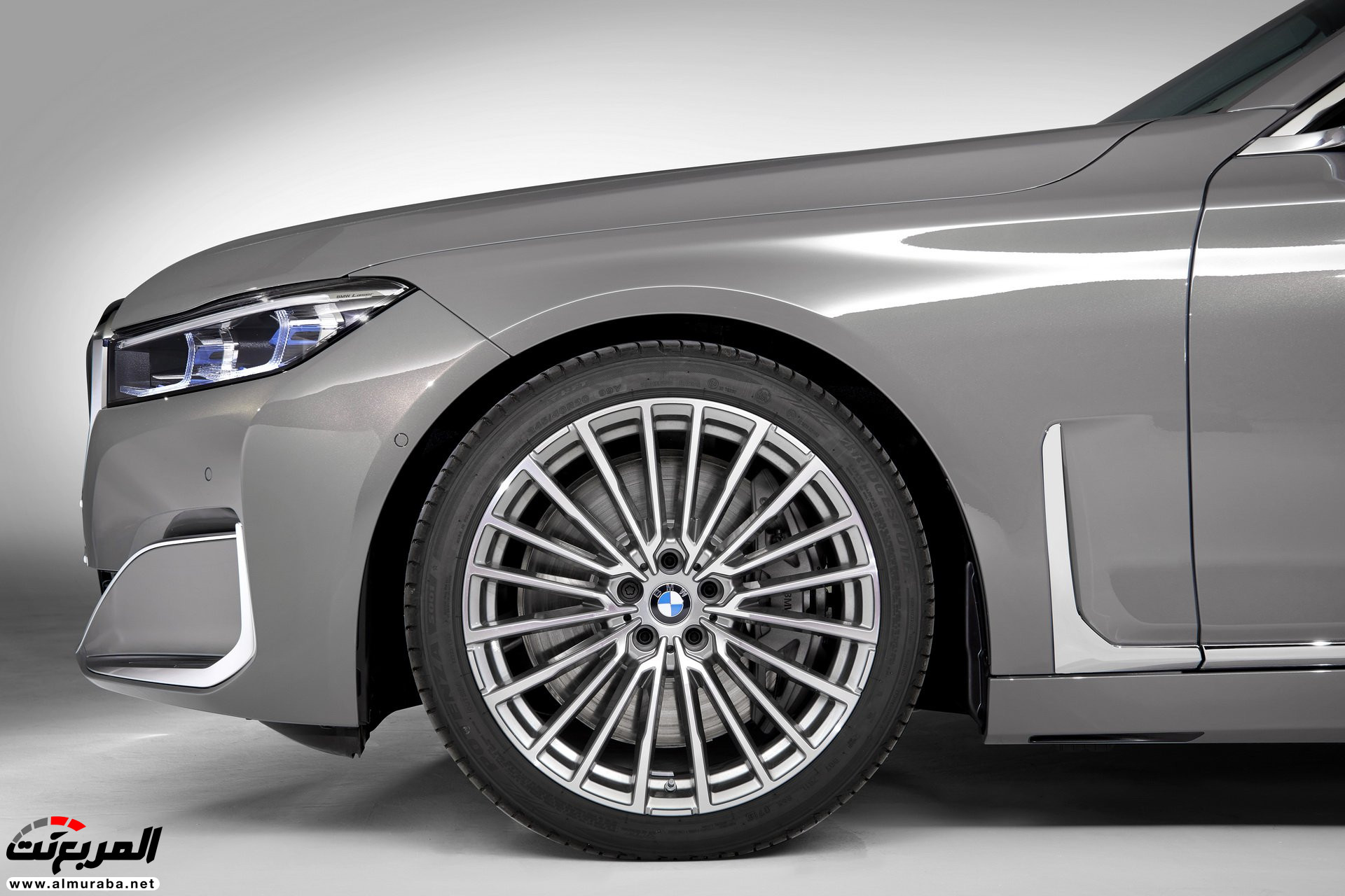 بي ام دبليو الفئة السابعة 2020 المحدثة تكشف نفسها رسمياً "صور ومواصفات" BMW 7 Series 88