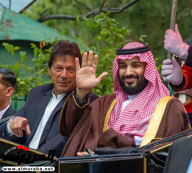 "بالصور والفيديو" رئيس وزراء باكستان يصطحب ولي العهد في عربة تجرها الخيول 8