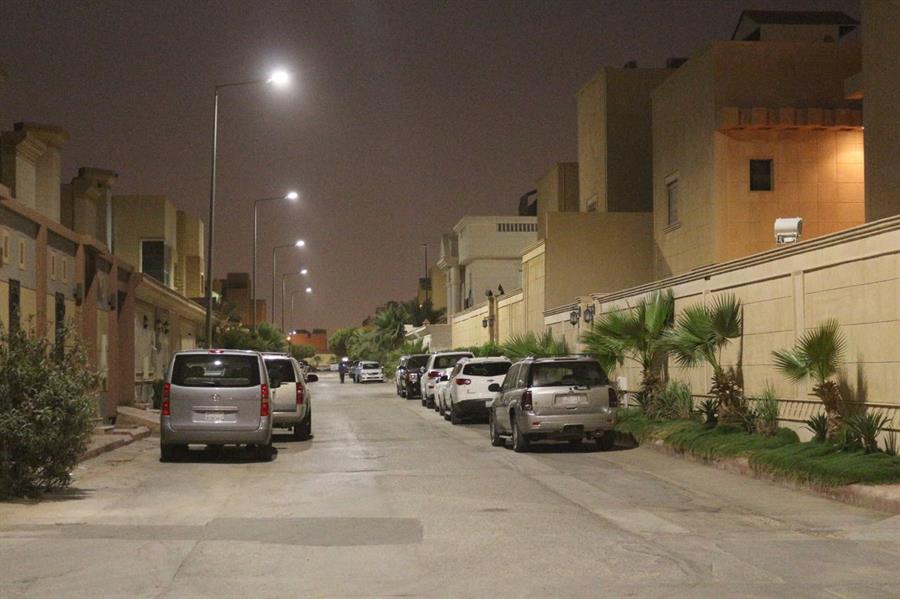 الانتهاء من تركيب 79 ألف مصباح إضاءة ليد بشوارع وأنفاق الرياض
