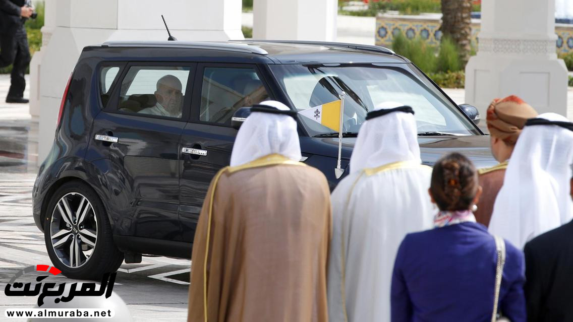 "بالصور" بابا الفاتيكان انتقل إلى القصر الرئاسي الإماراتي في كيا سول 15