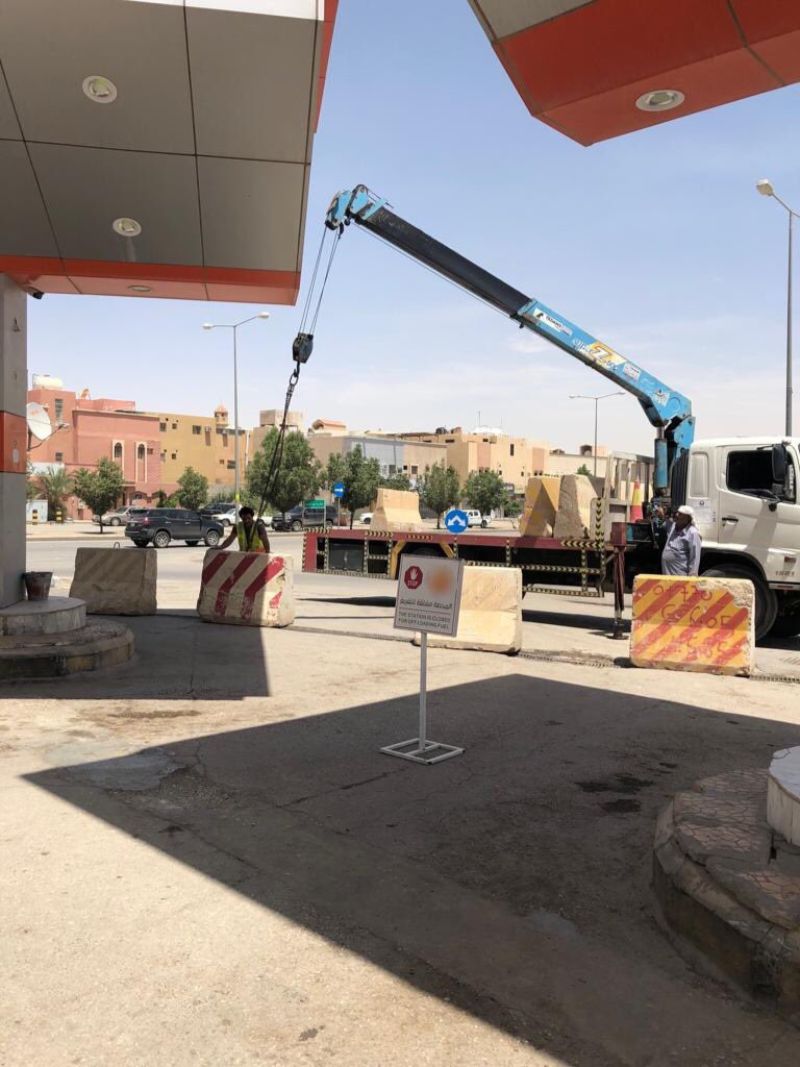 إغلاق 15 محطة وقود في الرياض.. والسبب؟