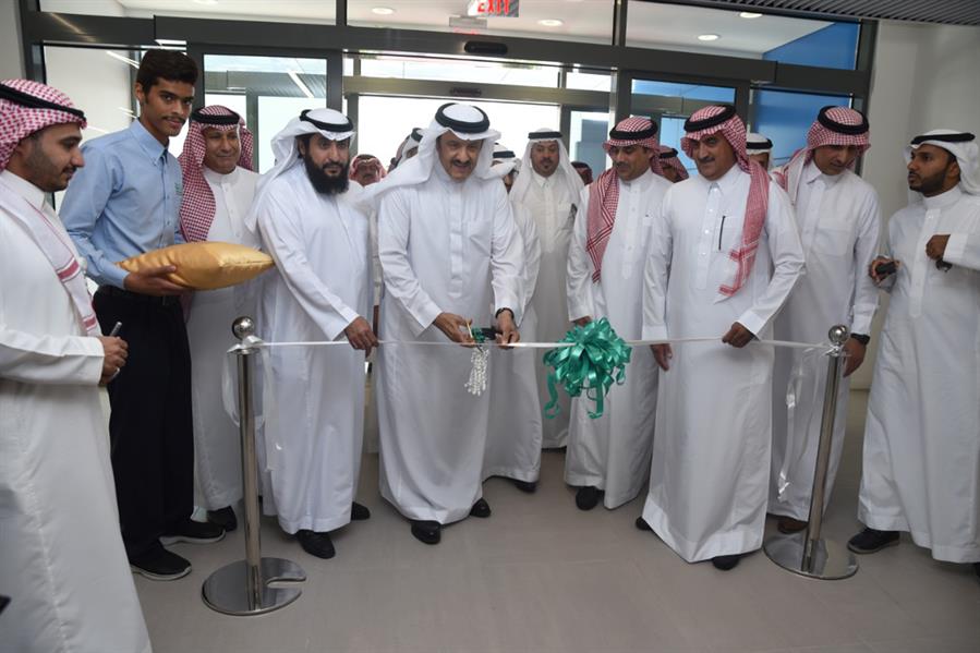 “بالصور” تدشين أول أكاديمية طيران عالمية في السعودية
