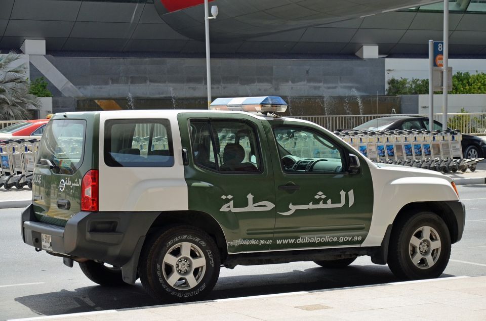 شرطة دبي تتيح تجديد الرخصة دون سداد المخالفات.. وهذا عدد المعفيين من الغرامات المرورية