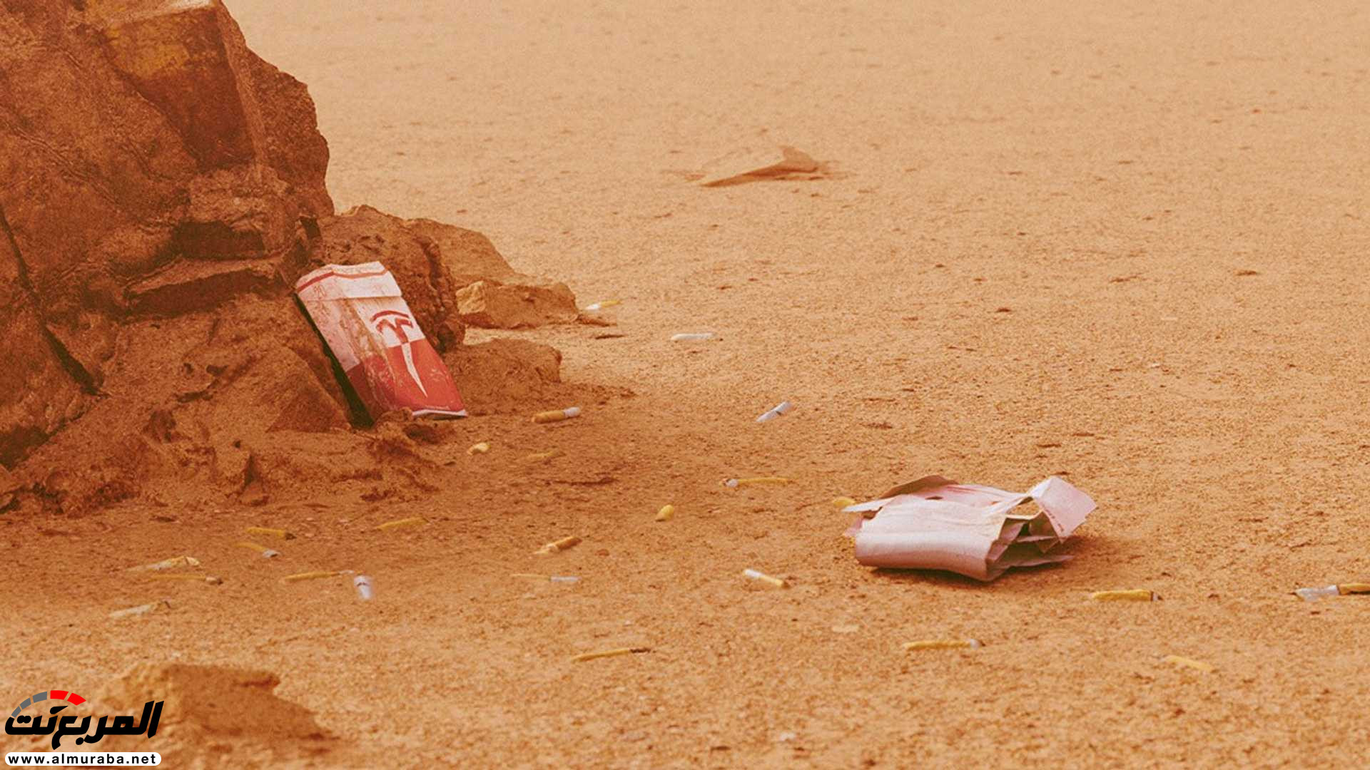 تيسلا رودستر وصلت إلى المريخ في صور تخيلية 3