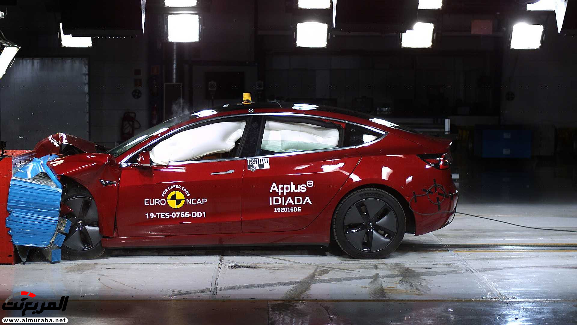 "بالفيديو" تيسلا موديل 3 هي السيارة الأكثر أماناً في فئتها 13