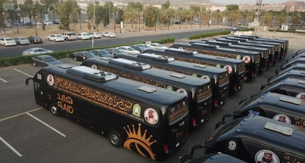 "بالصور" مئات من الحافلات الحديثة لنقل الحجاج خلال موسم الحج 1