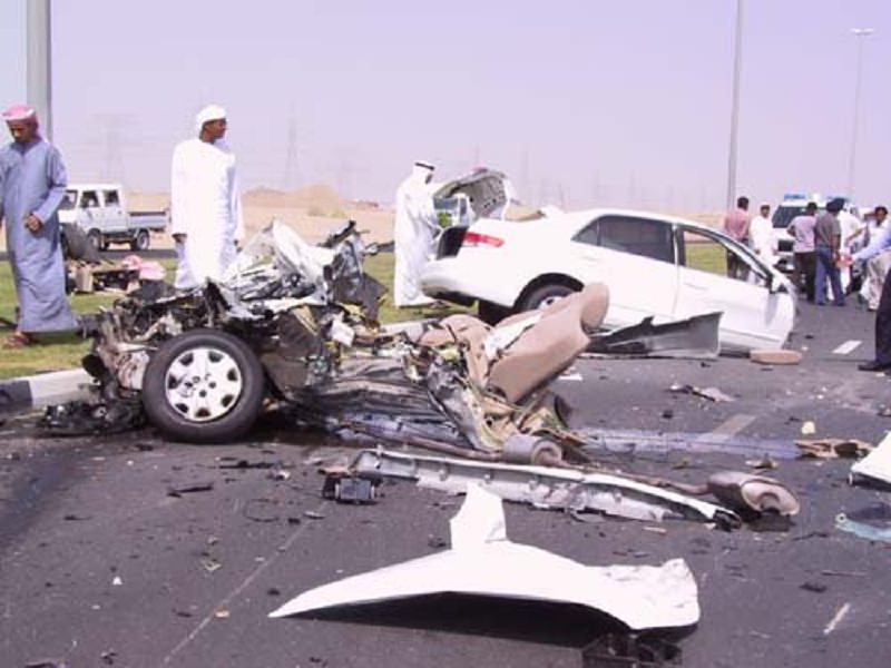 هيئة التأمين الإماراتية ستضع جهازاً في السيارات لمراقبة سلوك السائقين 3