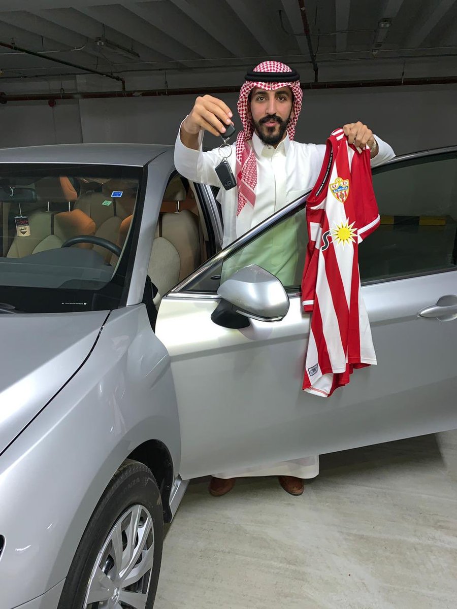تركي آل الشيخ يهدي “كامري” لشاب توقع نتيجة مباراة نادي “ألميريا” في الدوري الإسباني