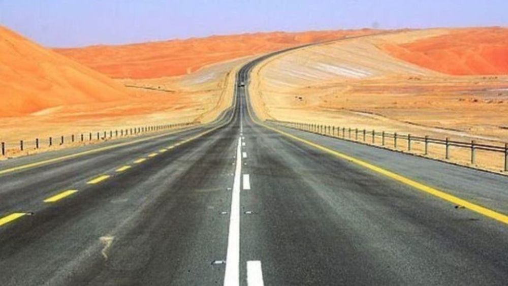 قريباً.. طريق سريع يربط بين المملكة وسلطنة عمان