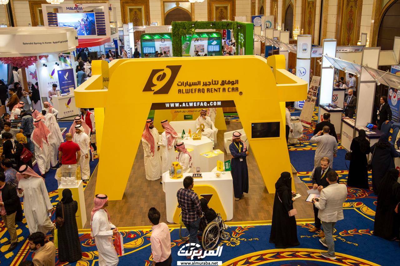 لاعبو نادي الاتحاد يظهرون مع الوفاق لتأجير السيارات في معرض جدة الدولي للسياحة والسفر 2020 2