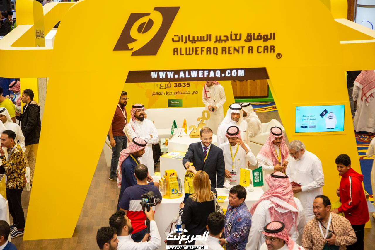 لاعبو نادي الاتحاد يظهرون مع الوفاق لتأجير السيارات في معرض جدة الدولي للسياحة والسفر 2020 6