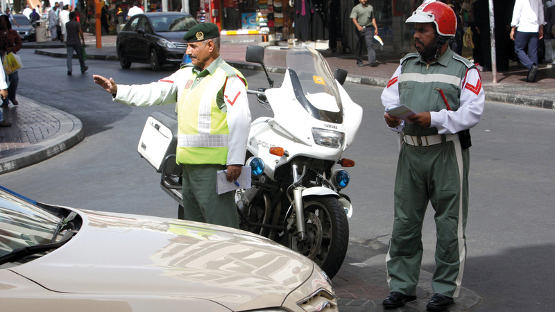 شرطة دبي تخصم 100% من مخالفات السائقين الملتزمين 5