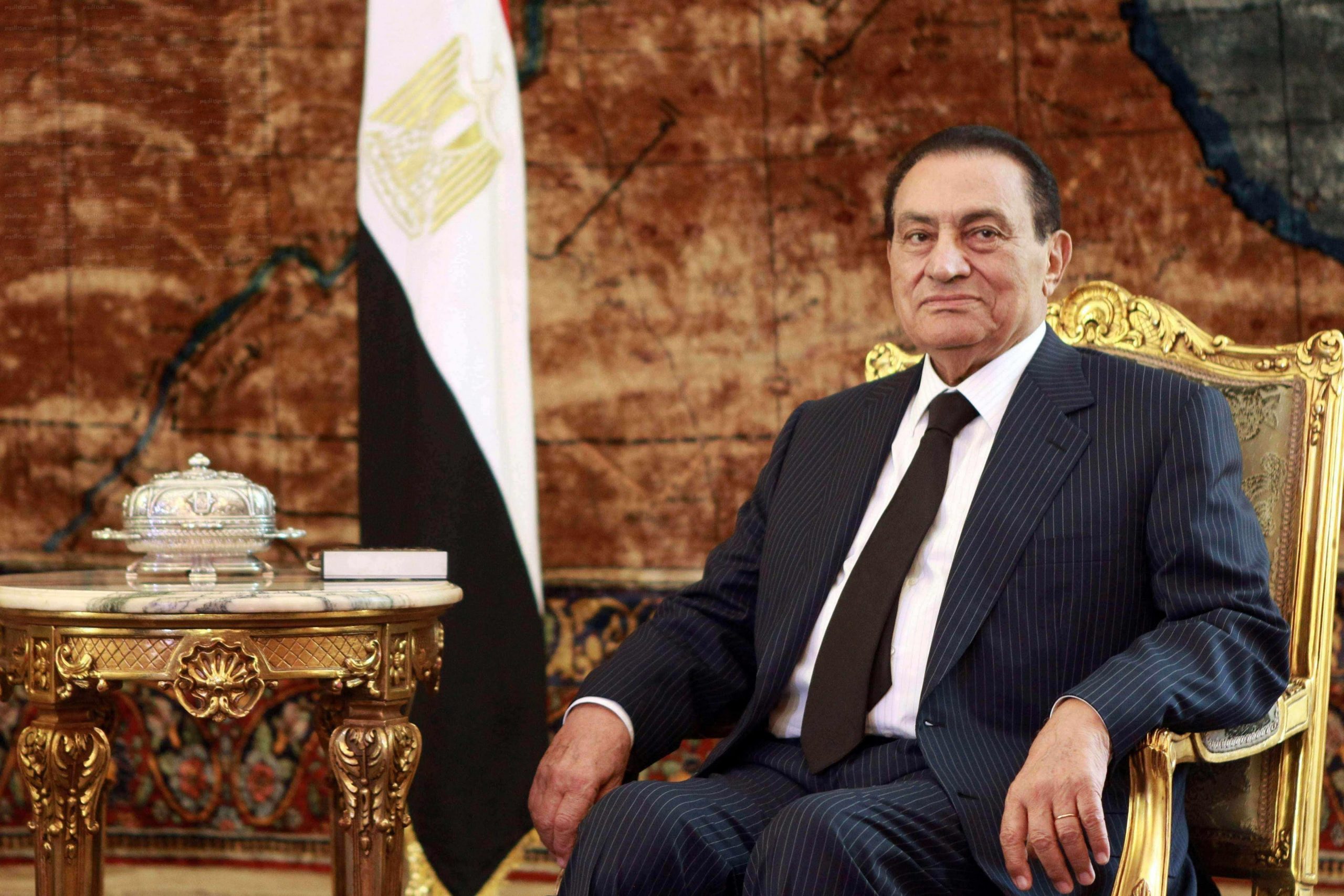 “بالصور” تعرف على سيارات الرئيس المصري الراحل محمد حسني مبارك